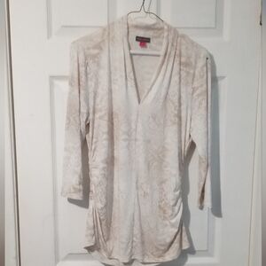 Vince Camuto Beige Patterned V-Neck Blouse